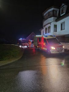 Mehr über den Artikel erfahren H 1Y – Hilfeleistung klein